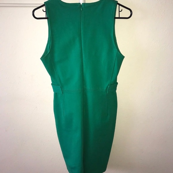 Dress - Picture 5 of 6